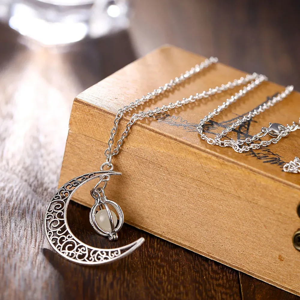 1ba572a4-2999-44e2-b2b7-8cb065e48c28-1.webp Luminous Moon Stone Healing Pendant Necklace - Image 1